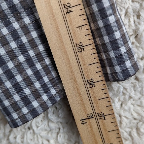 Van Heusen* Men's Long Sleeve Button Down Curved Hem Chest Pocket Shirt~ Large - Picture 10 of 11